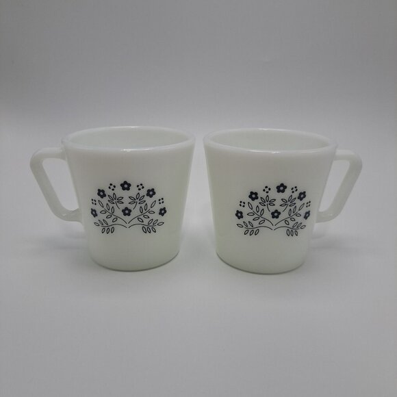 Pyrex Summer Impressions Blue Floral Milk Glass Coffee/Tea Mugs 2-Piece Set - Picture 1 of 12